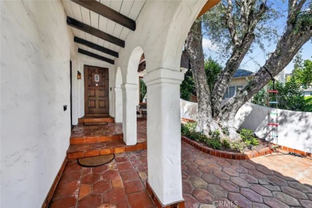 1163 Geneva Street, Glendale, CA 91207