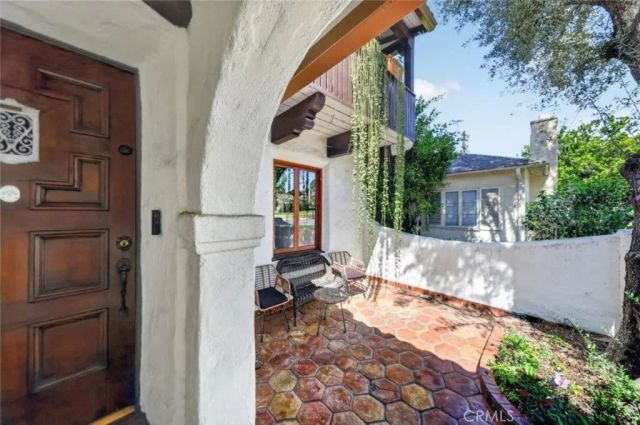 1163 Geneva Street, Glendale, CA 91207