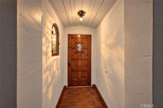 1163 Geneva Street, Glendale, CA 91207