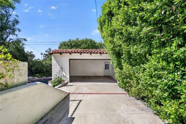 1163 Geneva Street, Glendale, CA 91207