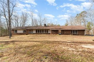 2694 Lockwood Drive, Winston-salem, NC 27103