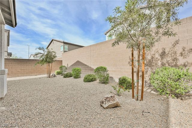 7013 Nash Tracks Street, North Las Vegas, NV 89084