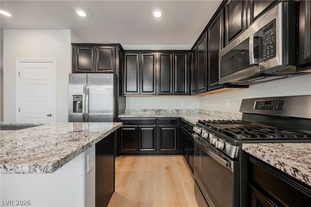 7013 Nash Tracks Street, North Las Vegas, NV 89084