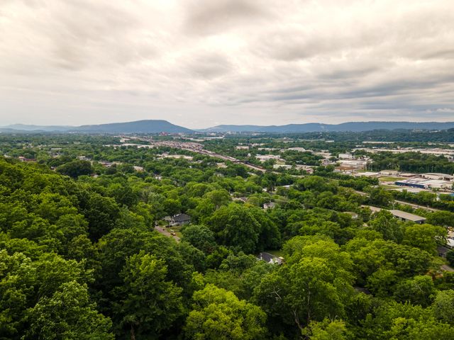 2317 Ridge Crest Drive 1, Chattanooga, TN 37406