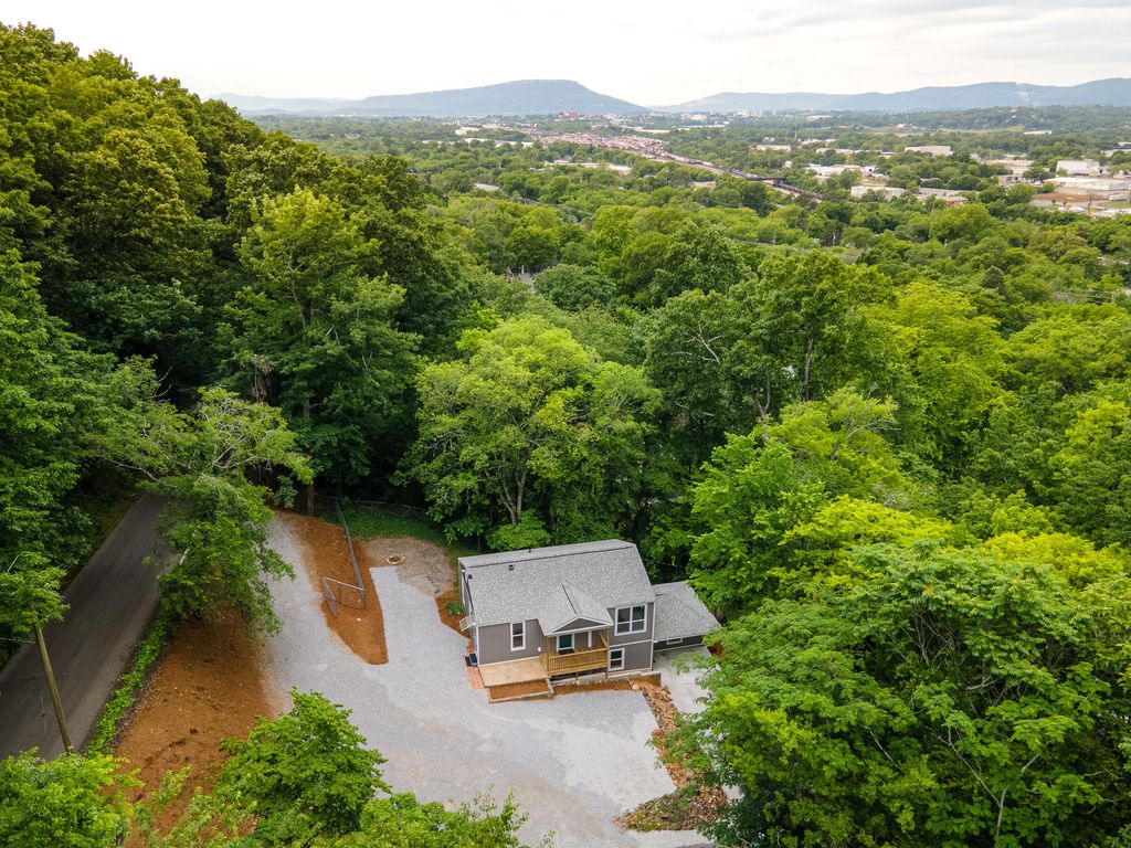2317 Ridge Crest Drive 1, Chattanooga, TN 37406