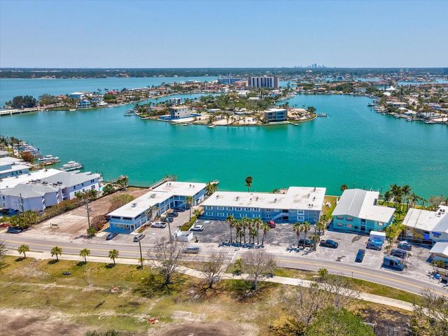 141 104TH AVENUE, Treasure Island, FL 33706