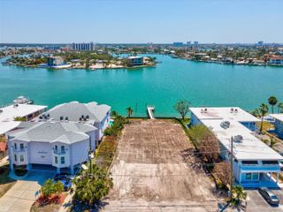 141 104TH AVENUE, Treasure Island, FL 33706