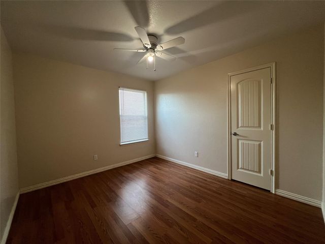 4816 Kingfisher Lane, Mesquite, TX 75181