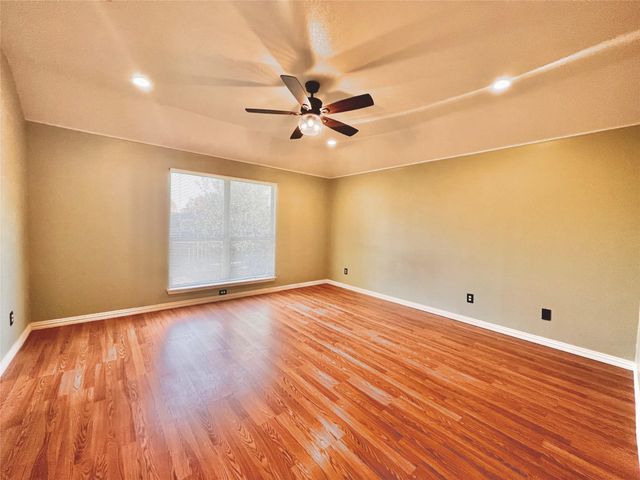 4816 Kingfisher Lane, Mesquite, TX 75181