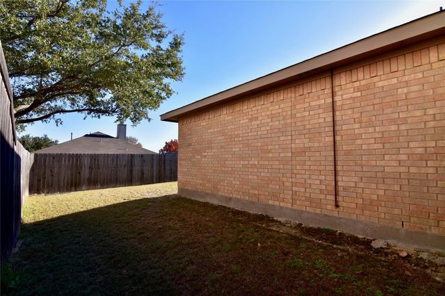 4816 Kingfisher Lane, Mesquite, TX 75181