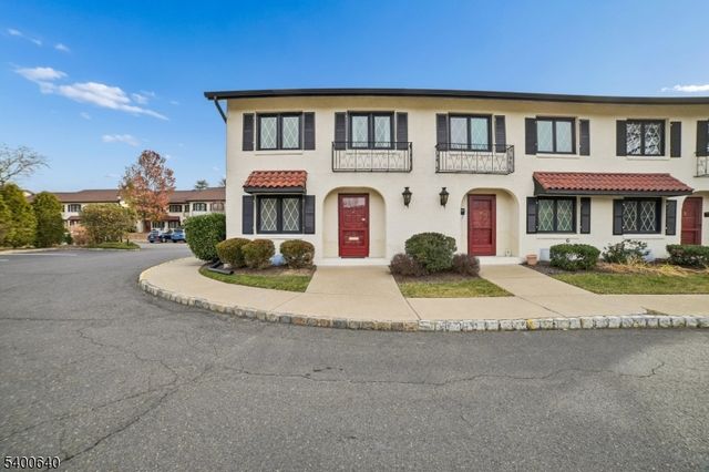 5 Dorado Dr E, Morristown Town, NJ 07960