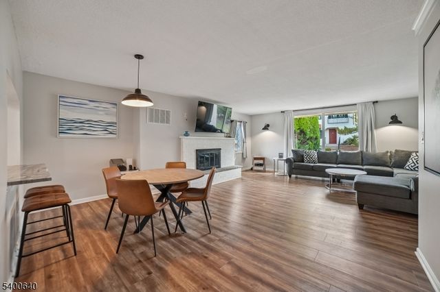 5 Dorado Dr E, Morristown Town, NJ 07960