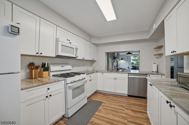 5 Dorado Dr E, Morristown Town, NJ 07960