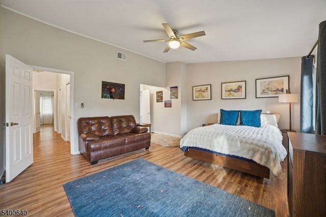 5 Dorado Dr E, Morristown Town, NJ 07960