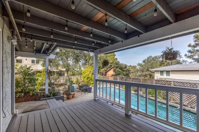 22215 Quinterno Court, Cupertino, CA 95014