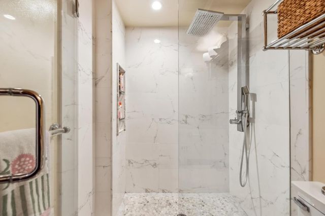 22215 Quinterno Court, Cupertino, CA 95014