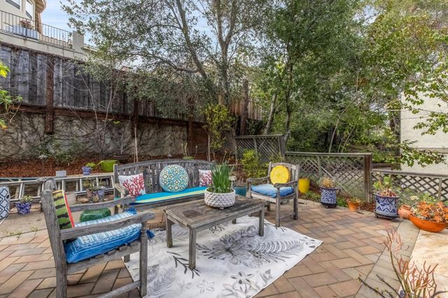 22215 Quinterno Court, Cupertino, CA 95014