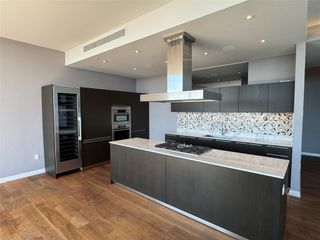 210 Lavaca ST 3101, Austin, TX 78701