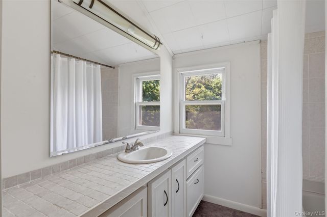 261 Sawdust Avenue, Cottekill, NY 12419