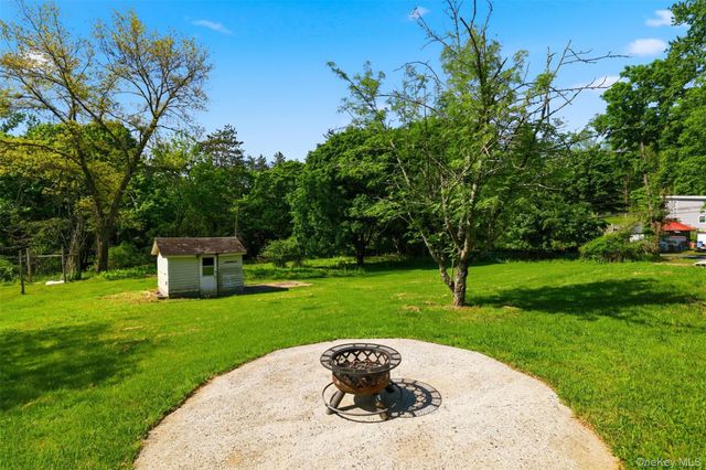 261 Sawdust Avenue, Cottekill, NY 12419