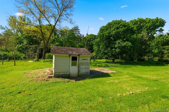 261 Sawdust Avenue, Cottekill, NY 12419
