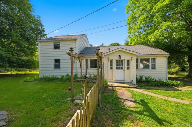 261 Sawdust Avenue, Cottekill, NY 12419