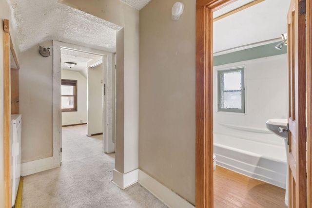 965 E Fremont Avenue, Saint Paul, MN 55106