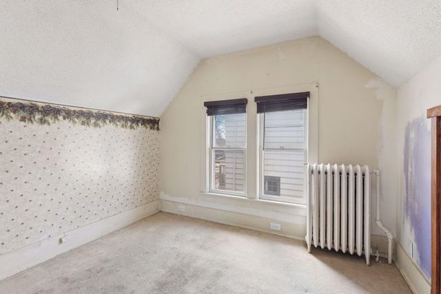 965 E Fremont Avenue, Saint Paul, MN 55106