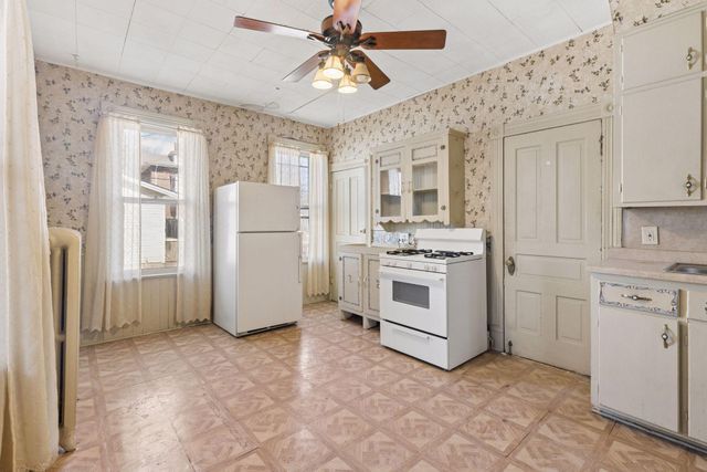 965 E Fremont Avenue, Saint Paul, MN 55106