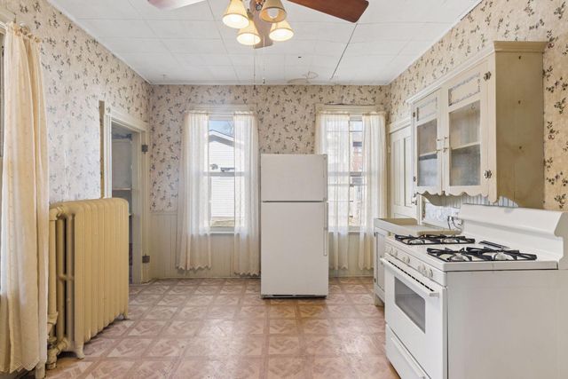 965 E Fremont Avenue, Saint Paul, MN 55106