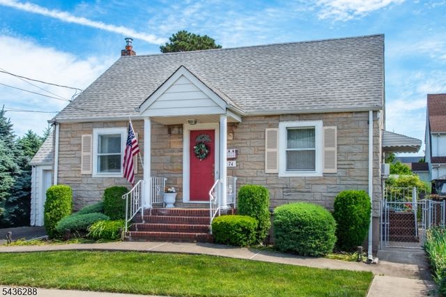 74 Delawanna Ave, Clifton City, NJ 07014