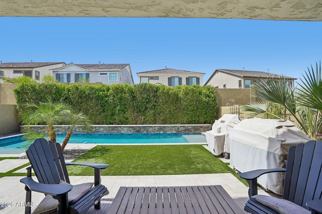 814 E DEER CREEK Road, Phoenix, AZ 85048