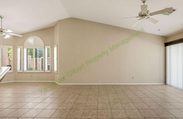 432 W Champagne Drive, Chandler, AZ 85248