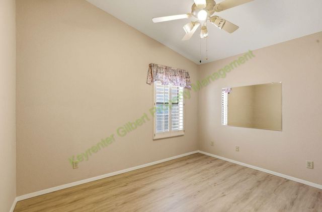 432 W Champagne Drive, Chandler, AZ 85248