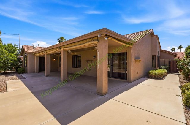 432 W Champagne Drive, Chandler, AZ 85248