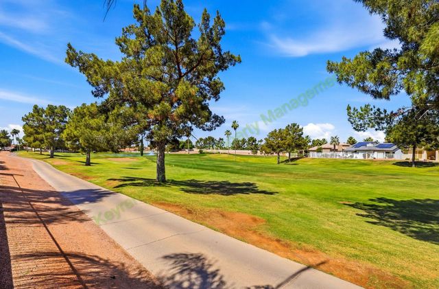 432 W Champagne Drive, Chandler, AZ 85248