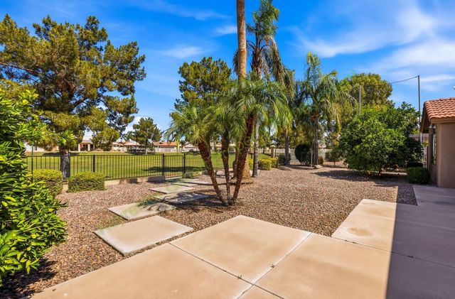 432 W Champagne Drive, Chandler, AZ 85248