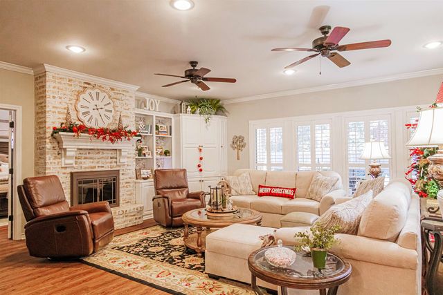 4604 Jeff Davis, Marshall, TX 75672