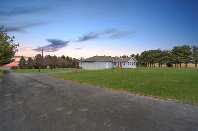 10095 W 157th Avenue, Lowell, IN 46356