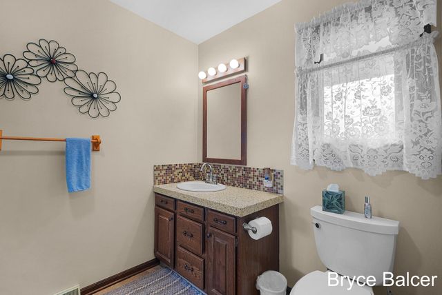 9901 Eastern Avenue SE, Byron Center, MI 49315