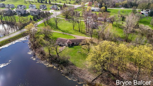 9901 Eastern Avenue SE, Byron Center, MI 49315
