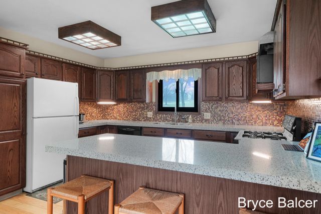 9901 Eastern Avenue SE, Byron Center, MI 49315