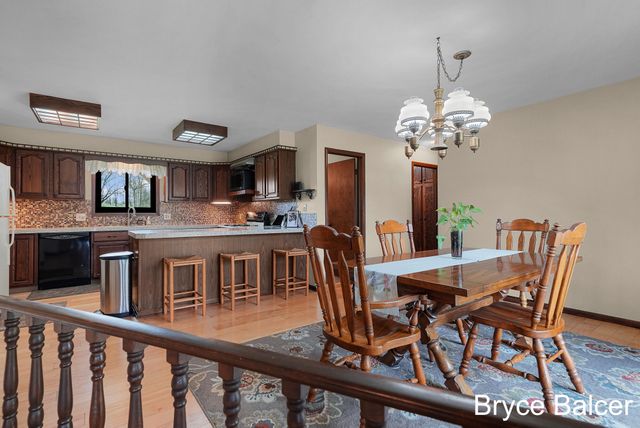 9901 Eastern Avenue SE, Byron Center, MI 49315