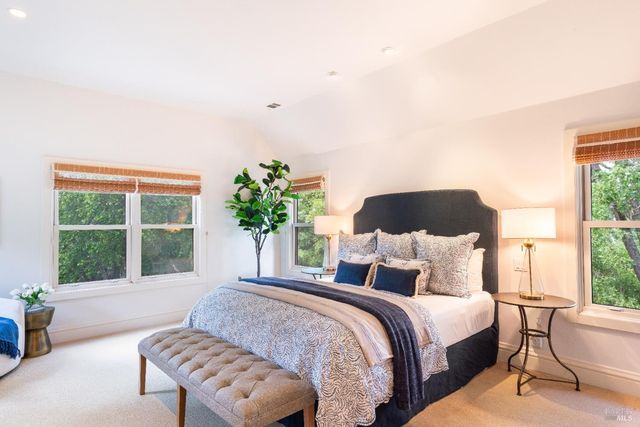 1330 Pine St, St. Helena, CA 94574