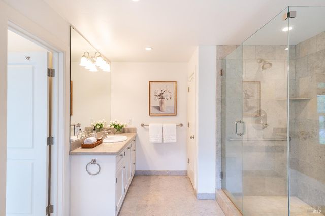 1330 Pine St, St. Helena, CA 94574