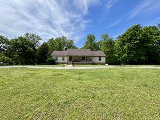 3550 John Taylor Rd, Woodlawn, TN 37191