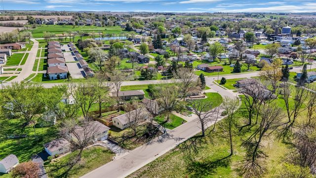 1770 Vavra Drive, Ely, IA 52227