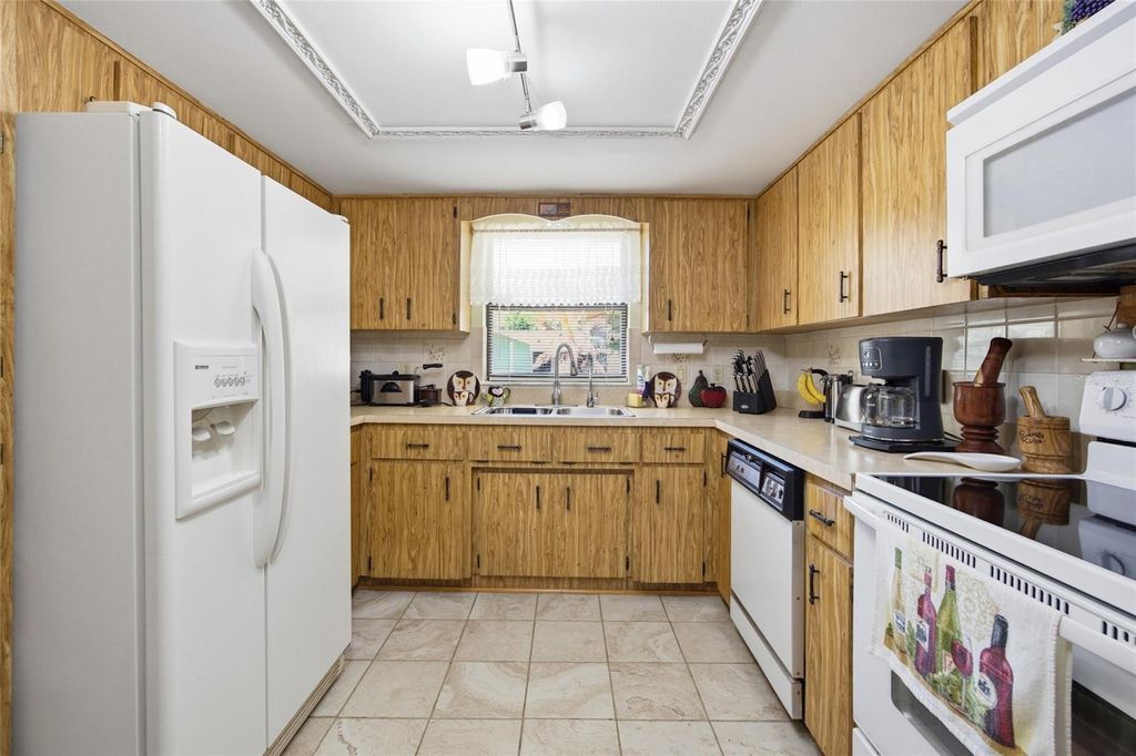 Image 13 of property listing at 5141 E BACKNER LANE, Inverness, FL 34452