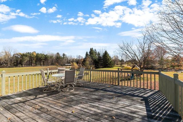 1895 WILDWOOD DRIVE, Suamico, WI 54173
