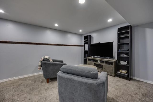 268 Sweet Grass Drive, Sun Prairie, WI 53590